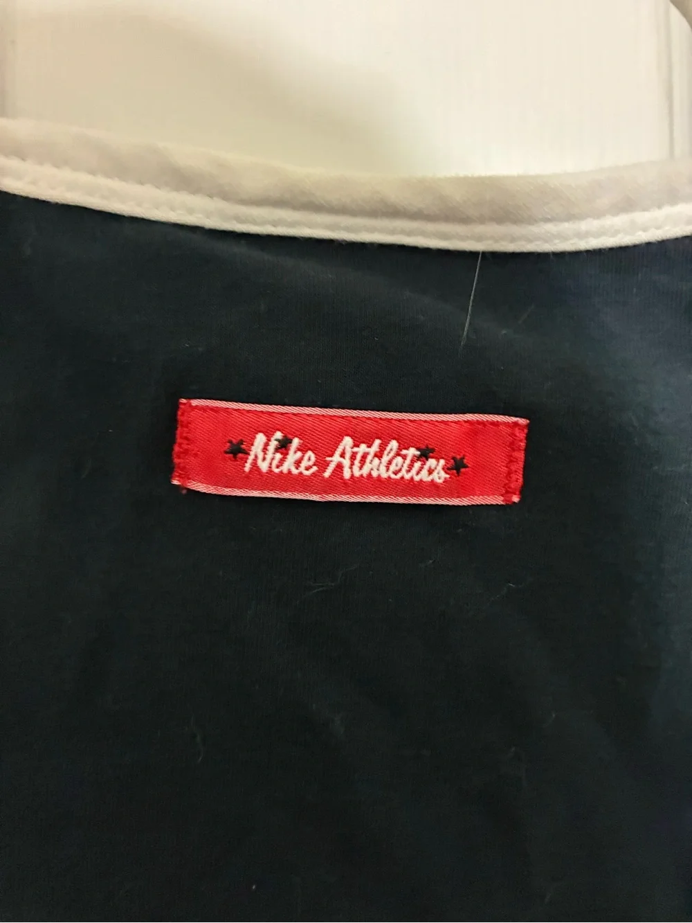 Nike black short